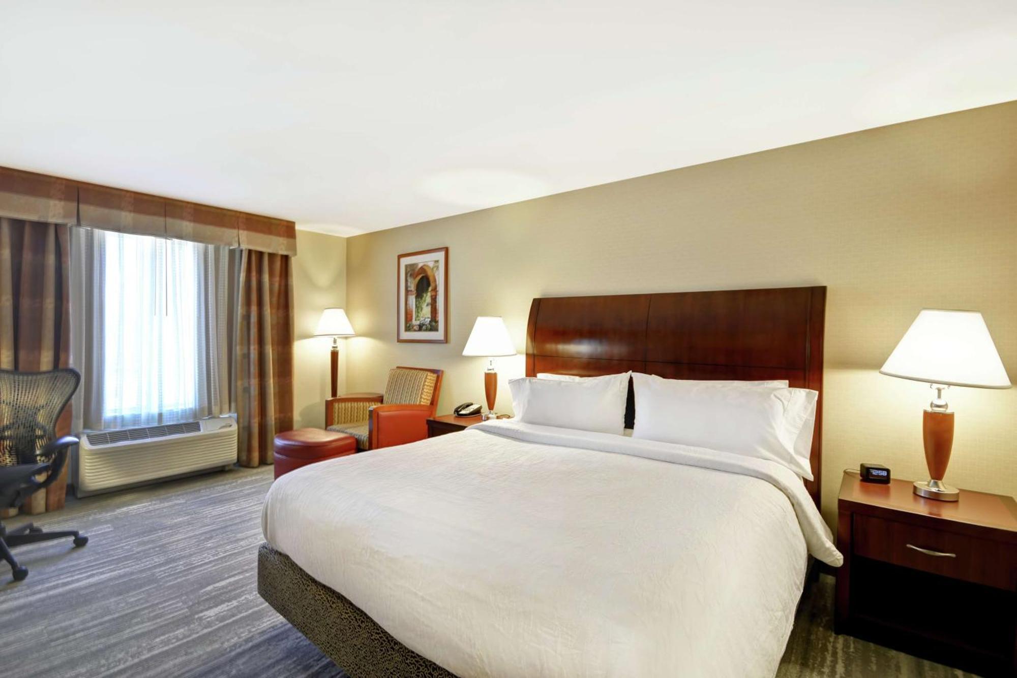 Hilton Garden Inn Ривергед Екстер'єр фото