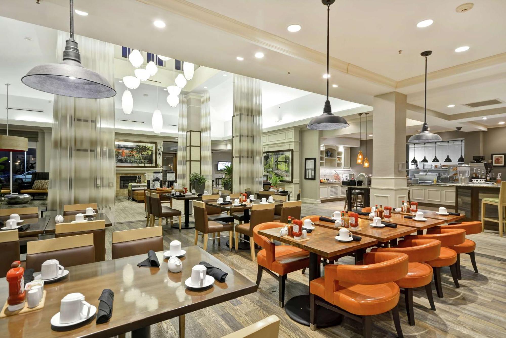 Hilton Garden Inn Ривергед Екстер'єр фото