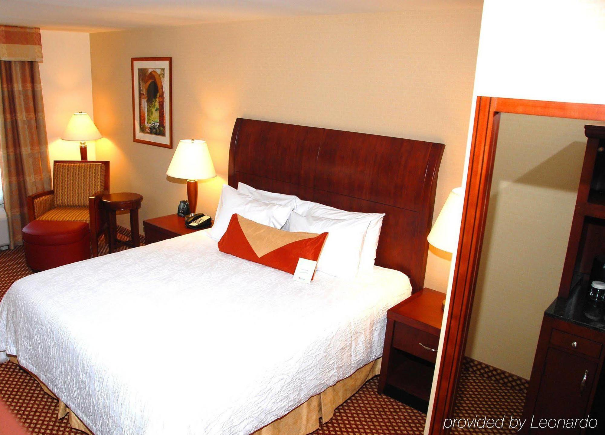 Hilton Garden Inn Ривергед Екстер'єр фото